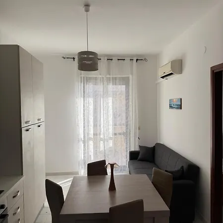 Bellavista Apartment *